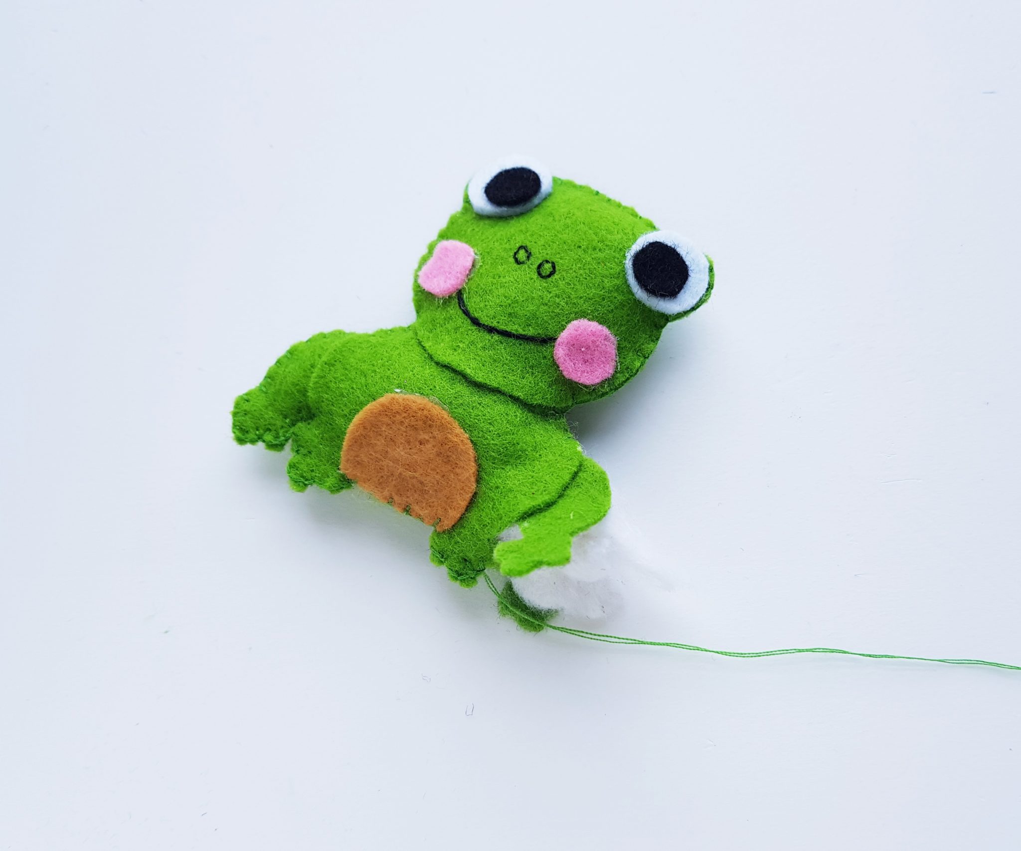 Cute Felt Frog Craft [Template+SVG Free] - Jav Sid