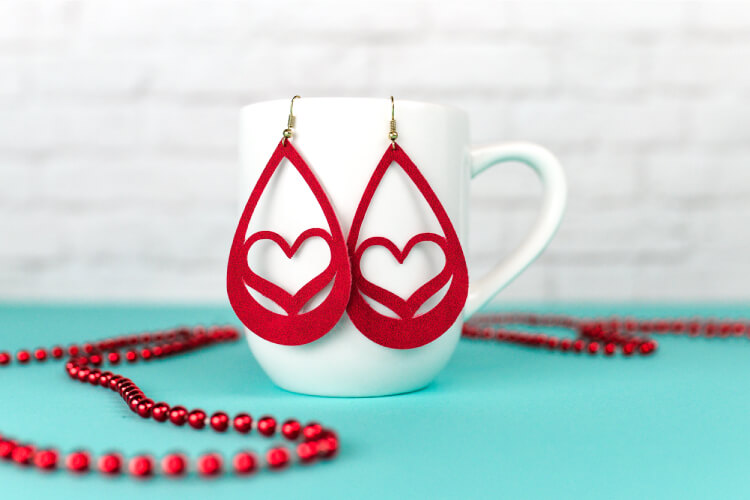 Download 7 Cricut Earring Tutorials With Free Earring Svg Cut Files