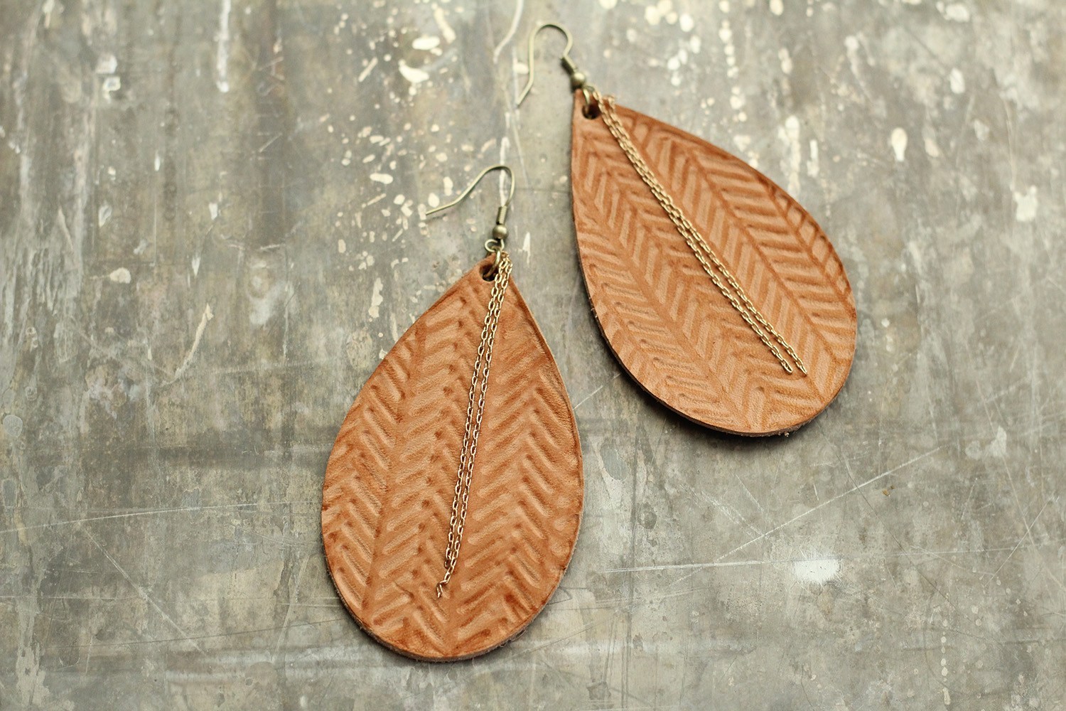 Free Pinched Leather Earrings Svg